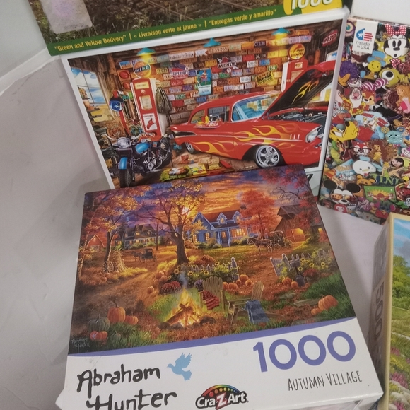 9 Puzzles Lot , 500 to 1000 Pieces - Picture 2 of 12